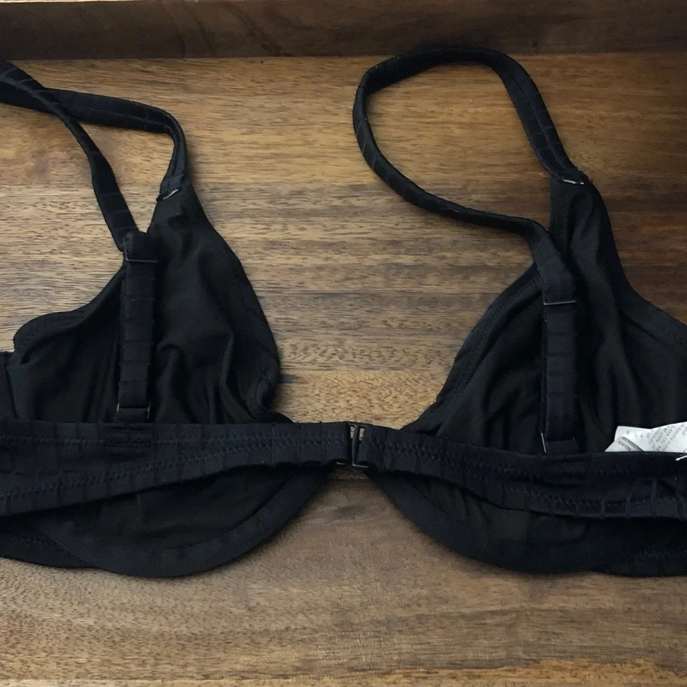 aerie Black Ribbed Underwire Bikini Top
